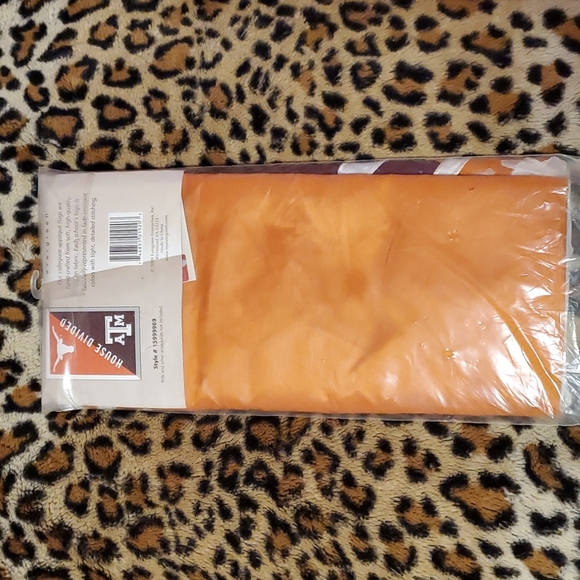 NWT Collegiate Flag "House Divided" Texas A & M & Texas Longhorns 28" x 44" - Picture 2 of 2